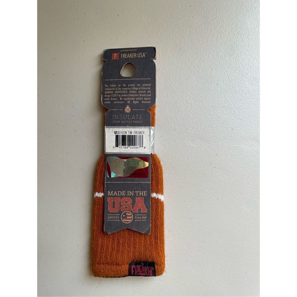 University of Texas Longhorns Knit Bottle Koozie Insulate Beverage NWT